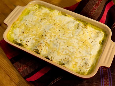 Receta de enchiladas suizas 🥇 【 octubre 2024】