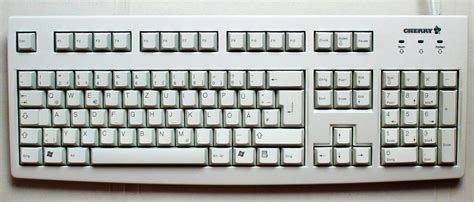 File:Cherry keyboard 105 keys.jpg - Wikimedia Commons