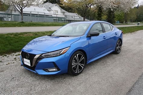 Car Review: 2020 Nissan Sentra 2.0 SR CVT | Driving