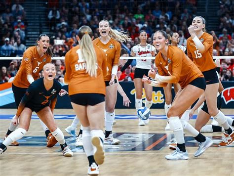 Light the Tower: Texas Volleyball Wins National Championship | Houston ...