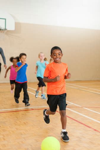 Elementary Gym Class Stock Photo - Download Image Now - iStock