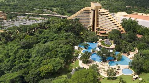 Sun City Resort Accommodation - Africa Uncovered