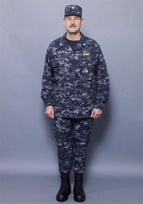 Military Photos The New Navy Work Uniform