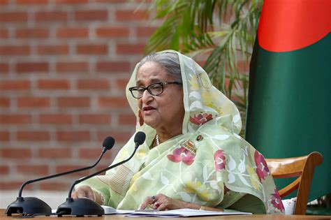 Hasina takes oath as Bangladesh PM for fourth straight term | Reuters