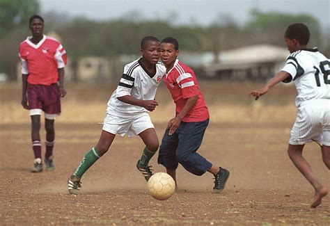 Kymberly Kuenstling: Sports of Africa