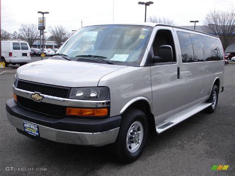 2009 Silver Birch Metallic Chevrolet Express 3500 Extended Passenger Van #25047297 | GTCarLot ...