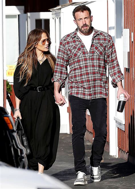 Ben Affleck Seen Wearing Wedding Ring After Marrying J.Lo: Photos ...