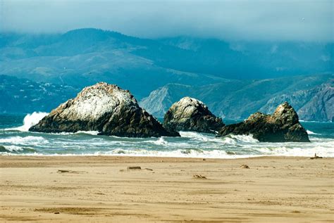 Rock Formation on the Ocean · Free Stock Photo