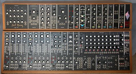 Playing with modular synthesizers and VCV Rack - Fedora Magazine