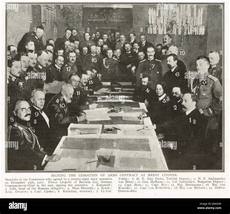 Signing the Treaty of Brest Litovsk 3 March 1918 Stock Photo - Alamy