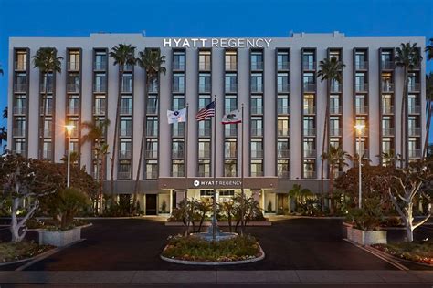 Indidesign reimagines Hyatt Regency John Wayne Airport Newport Beach ...