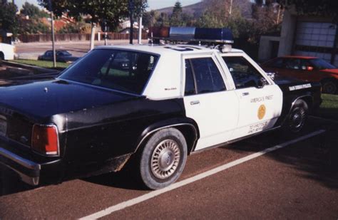 copcar dot com - The home of the American Police Car - Photo Archives