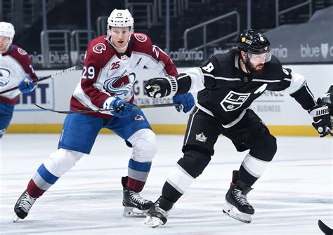 Nathan MacKinnon Reaches 500 Points, Avalanche Defeat Kings | LaptrinhX ...