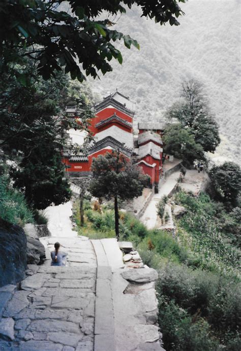 Wudang Mountains - Wudang Research Association