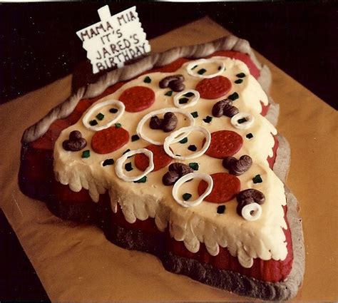 Pepperoni Pizza — Food | Crazy cakes, Pizza cake, Pizza birthday cake