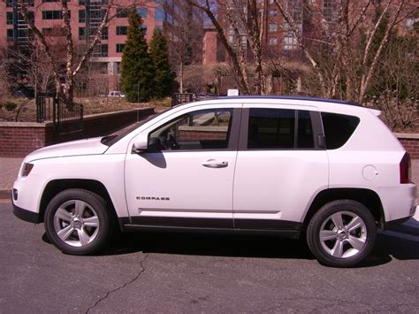 Advance Car Rental Blog: 2014 Jeep Compass Latitude