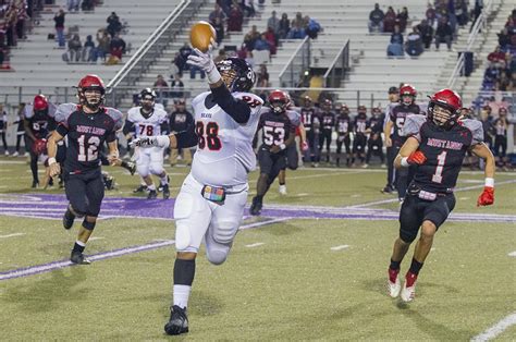 ET Football: Gladewater tames Hughes Springs, 35-21 | ETVarsity | news-journal.com