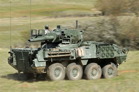 WarWheels.Net- M1128 MGS Stryker Photos