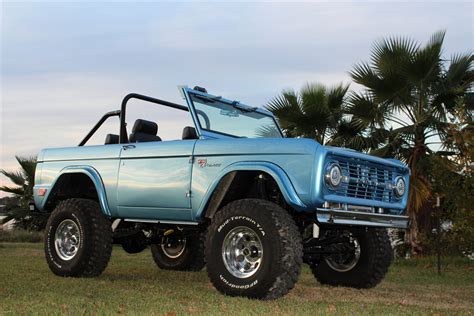 1968 FORD BRONCO CUSTOM SUV