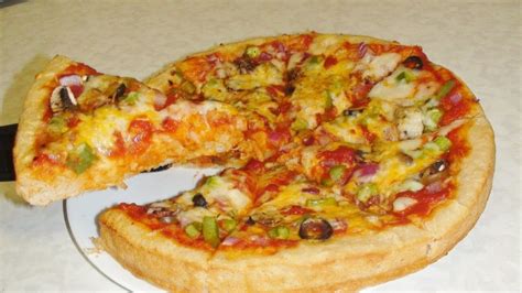 Deep Dish Pan Pizza - Veggie Lover's Pizza - Video recipe by Bhavna - Recipe Flow