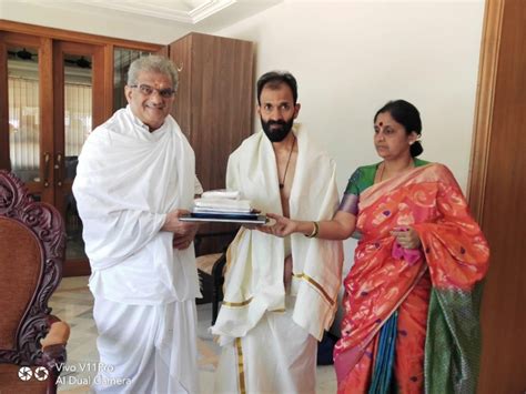 Raghavendra Rajkumar Meets Veerendra Heggade In Dharmasthala Photos