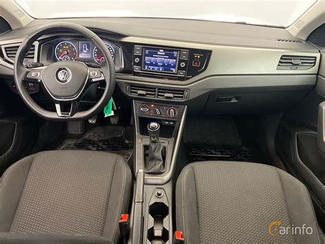 Volkswagen Polo Interior