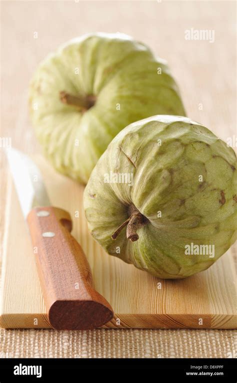 Anonas fruit hi-res stock photography and images - Alamy