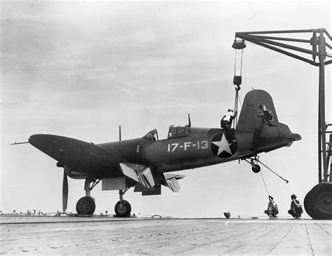 Asisbiz Vought F4U 1 Corsair VF-17 White 17F13 aboard CV 17 USS Bunker Hill July 1943 01