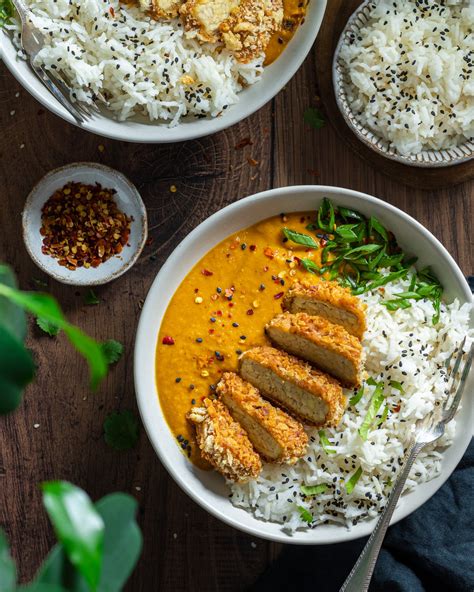 Vegan Katsu Curry Recipe with Tempeh - Romy London