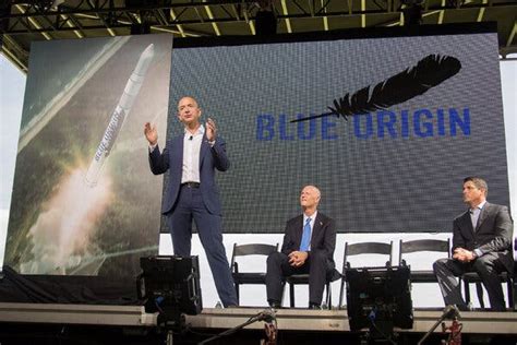 Jeff Bezos’s Blue Origin Could Race SpaceX to the Moon - The New York Times