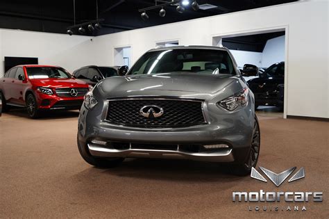 2017 INFINITI QX70 Limited