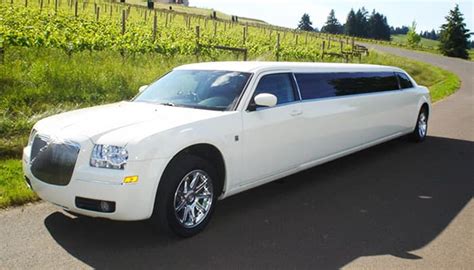 Willamette Valley Wine Tours by Limo - NW Wine Shuttle