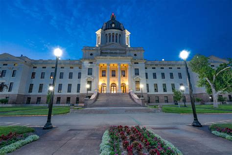 South Dakota Capitol Building Goes Purple For Pancreatic Cancer Awareness