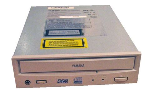 File:CD-ROM drive.jpg - Wikimedia Commons