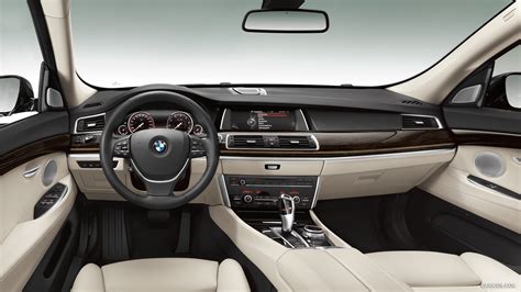 BMW 5-Series Gran Turismo | 2014MY | Interior