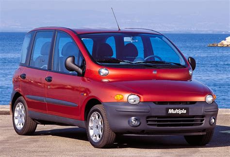 Car Style Critic: Fiat's Ugly Turn-of-the Century Multipla