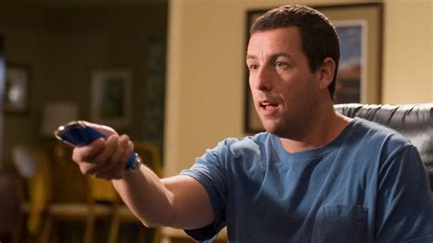 Adam Sandler to Star in Spooky Comedy Hubie Halloween for Netflix | Collider