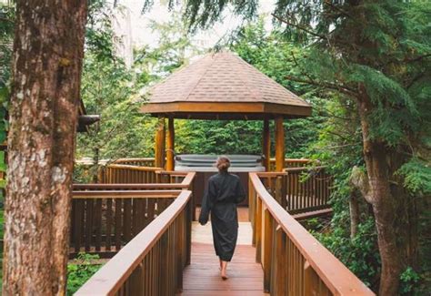 Tofino Cabins on the Beach | The Best Tofino Getaway