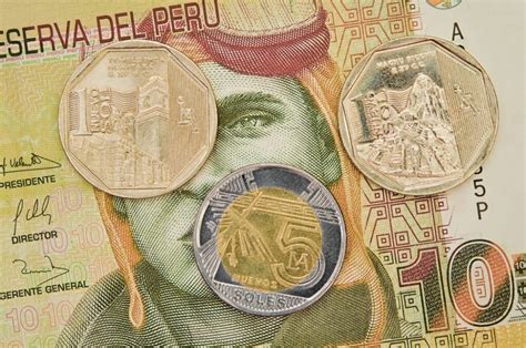 Cómo hacer envíos de dinero a Perú de forma segura - Trámites y ...