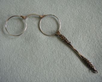 Archive - Silver lorgnette, unglazed - Optometry Museum & Archive