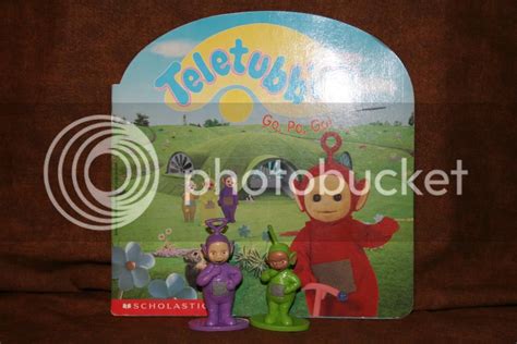 Teletubbies Book "Go, Po, Go!" With 2 PVC Figures