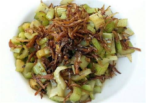 Cerely And Sweet Anchovies Salad Recipe by LeeGoh | Recipe | Recipes ...