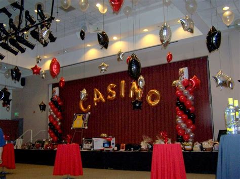 37 best images about Casino Theme Balloon Decor on Pinterest | Poker ...