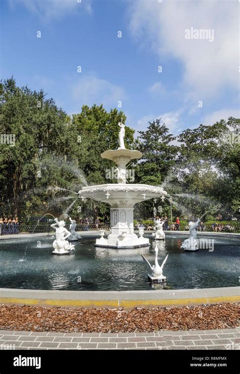 Forsyth Park Fountain Stock Photo - Alamy