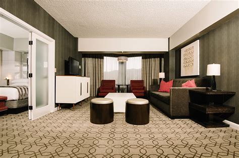 Harrah's Lake Tahoe Convention Center and Room Remodel - Q&D Construction