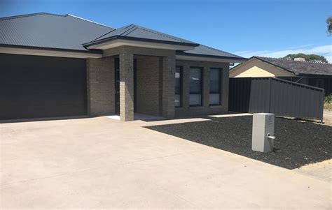 Coloured Concrete Driveways Footpaths - Adelaide Concrete