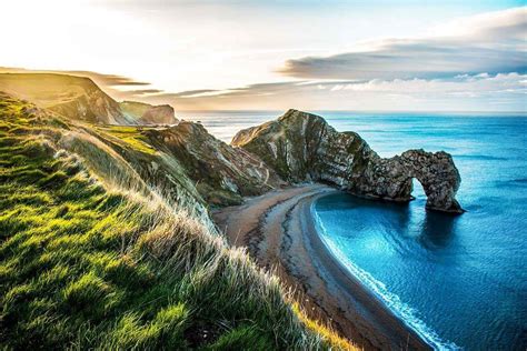 Jurassic Coast, England Snowdonia, Stonehenge, Pretty Places, Cool Places To Visit, Amazing ...