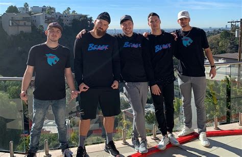 How Tall Is Mrbeast The Truth About The Youtuber S Real Height Revealed - Gambaran