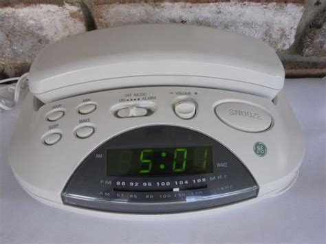 Vintage GE Bedside phone/alarm clock/radio 2-9291A | #118361145