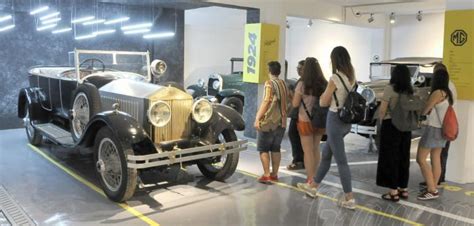 Automobile Museum in Havana: Curiosities and something else - Covering ...